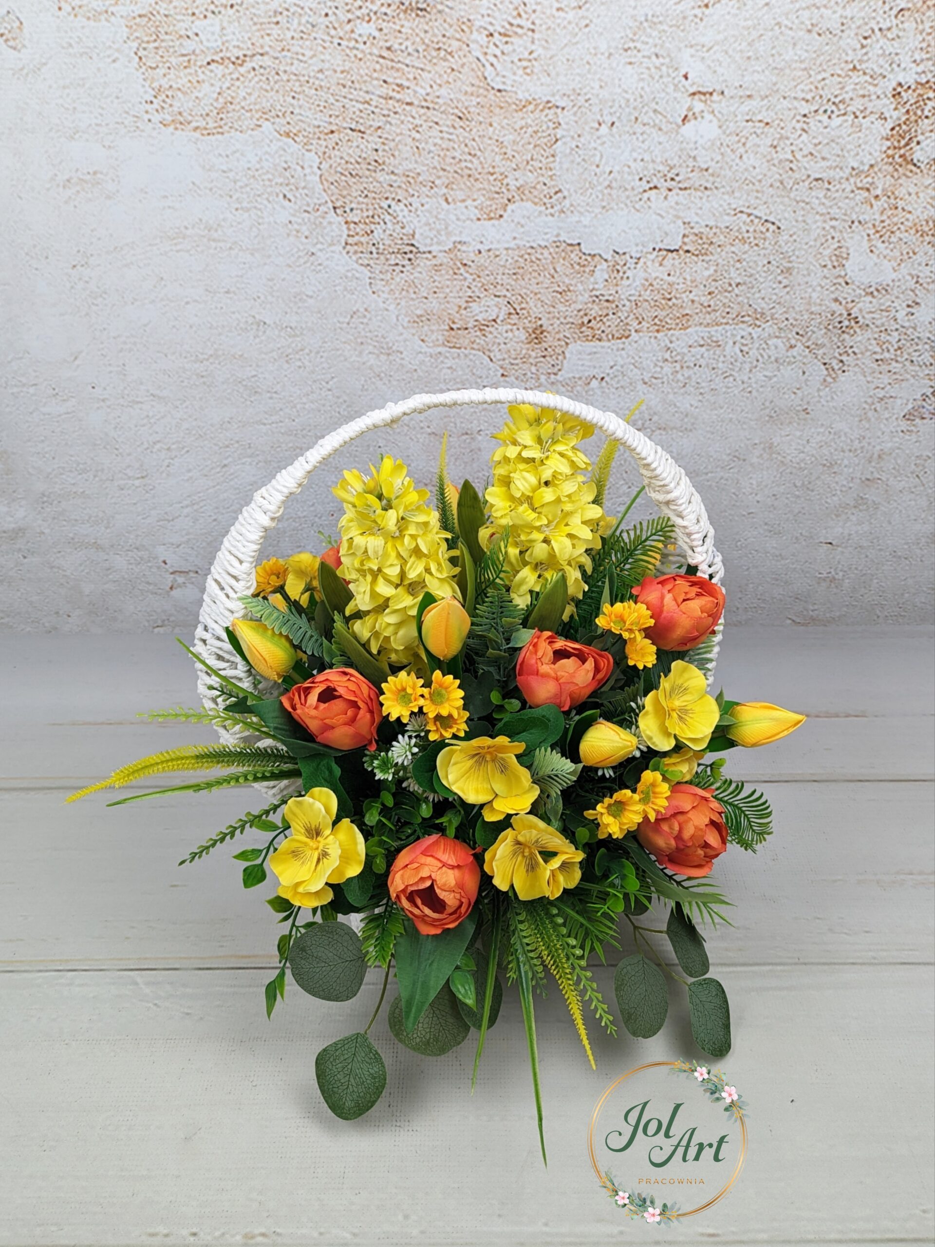 KOMPOZYCJA NA CMENTARZ