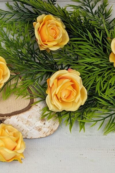 Róża wyrobowa mini ART211 GOLD YELLOW 24 sztuki