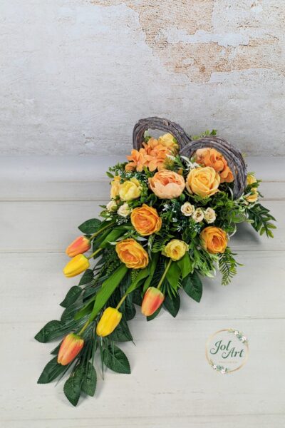 STROIK TULIPAN: KOMPOZYCJA W KOSZU SERCE NA PŁYTĘ NA CMENTARZ