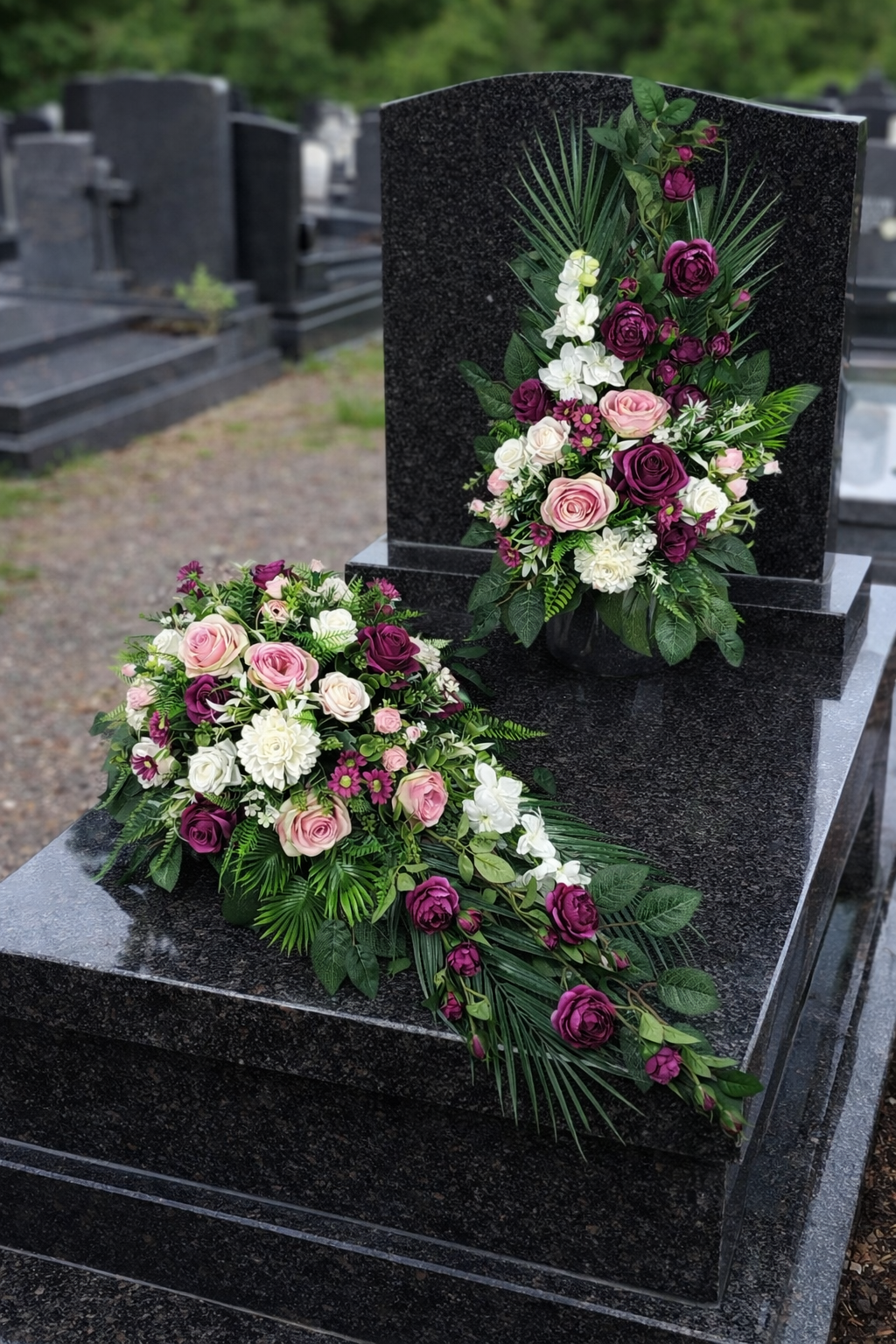 KOMPLET : KOMPOZYCJA NA PŁYTĘ Z BUKIETEM DO WAZONU NA CMENTARZ